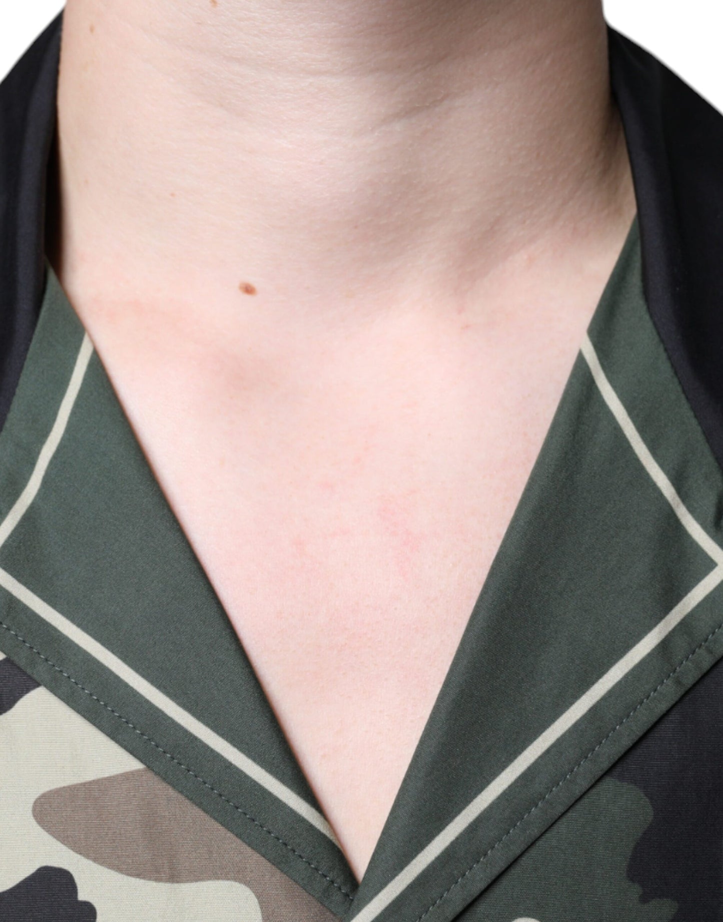 Dolce &amp; Gabbana Mehrfarbiges Camouflage Button-Down-Freizeithemd für Herren