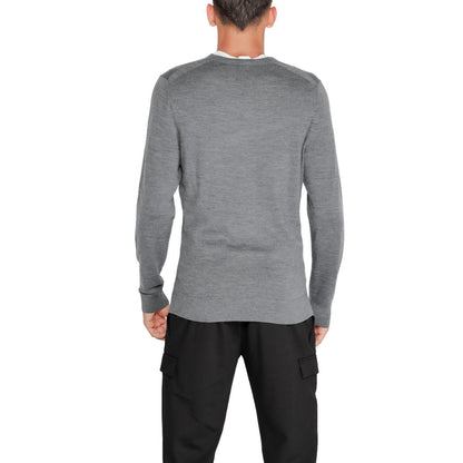 Calvin Klein – Graue Sportbekleidung aus recycelter Wolle