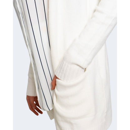 Vila Clothes – Weiße Viskose-Strickjacke