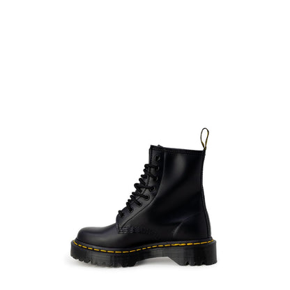 Dr. Martens – Schwarze Lederstiefel