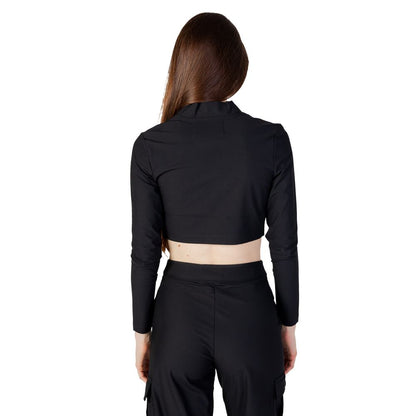 Calvin Klein Jeans – Schwarzes Oberteil aus recyceltem Polyester