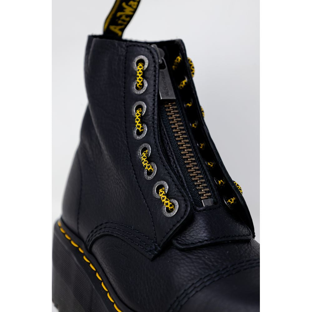 Dr. Martens – Schwarze Lederstiefel