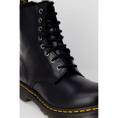 Dr. Martens – Schwarze Lederstiefel