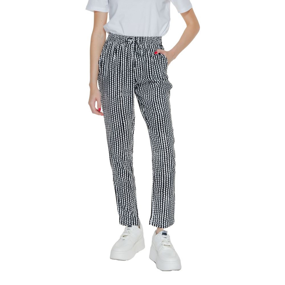 Only – Schwarze Viskosehose