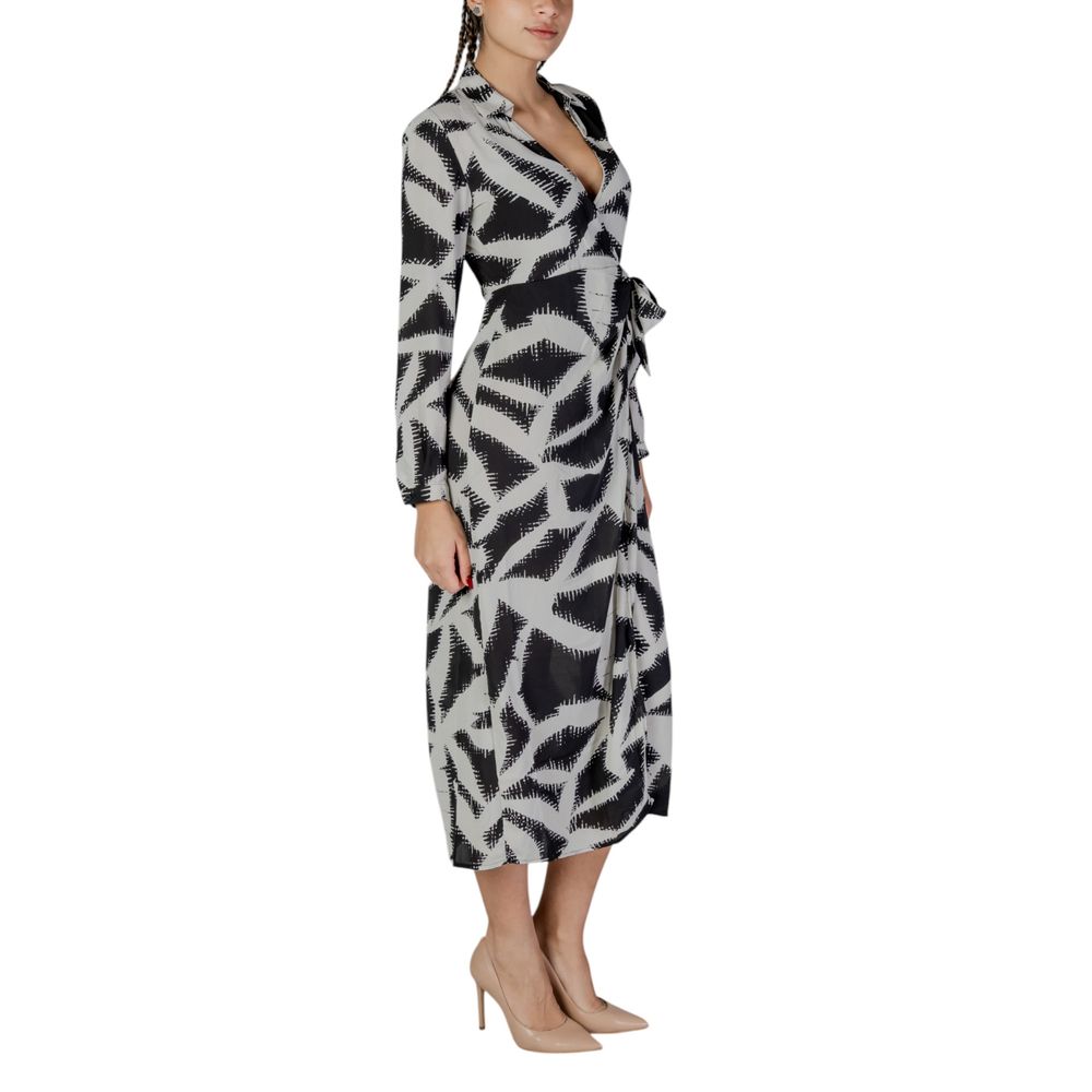 Jacqueline De Yong Schwarzes langes Kleid aus recyceltem Polyester