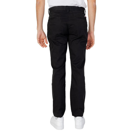 Tommy Hilfiger Jeans – Schwarze Hose aus Bio-Baumwolle