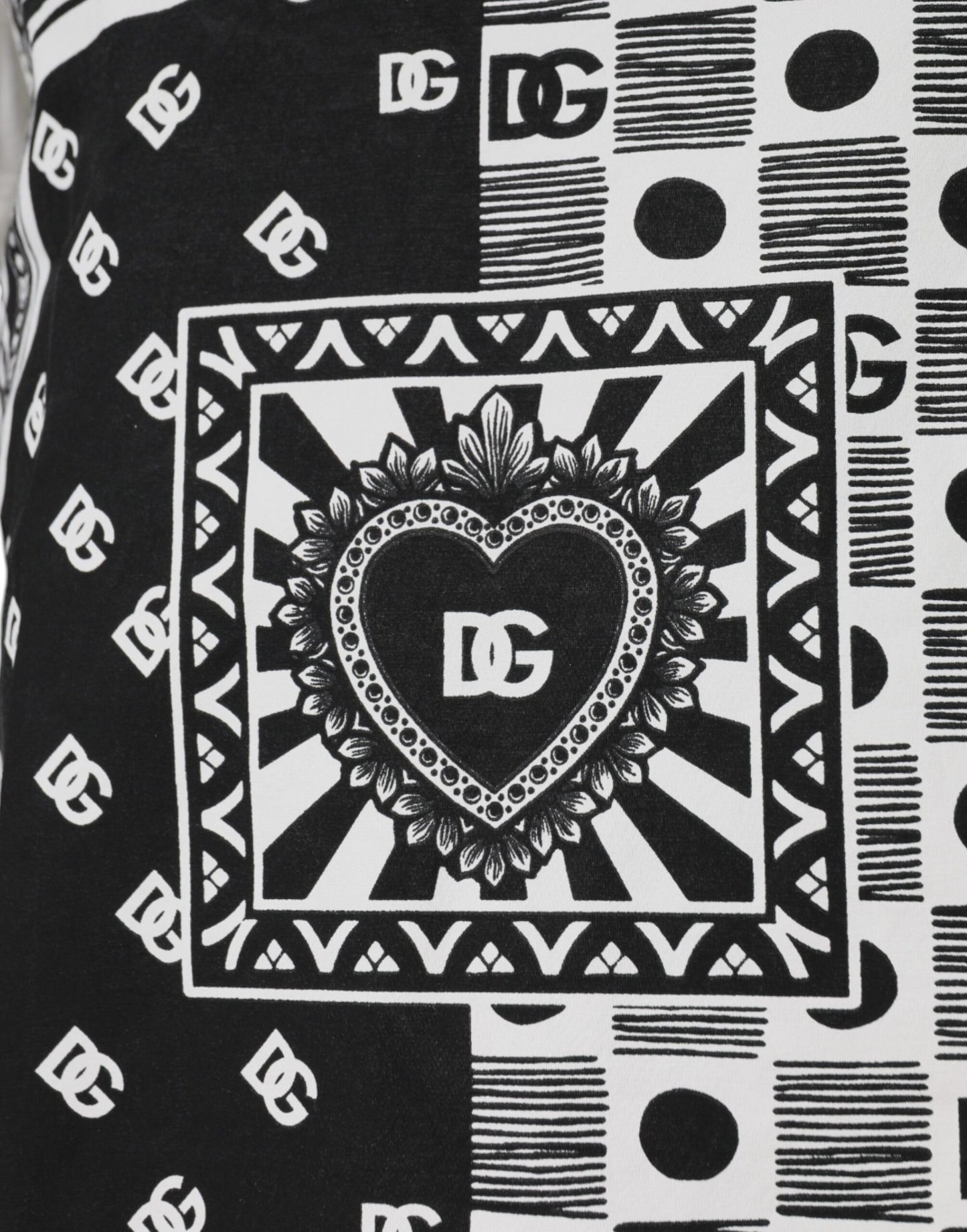 Dolce &amp; Gabbana – Weißes Baumwoll-T-Shirt mit kurzen Ärmeln und Bandana-Print