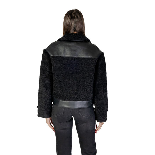 معطف بوليستر أسود من مورغان دي توا