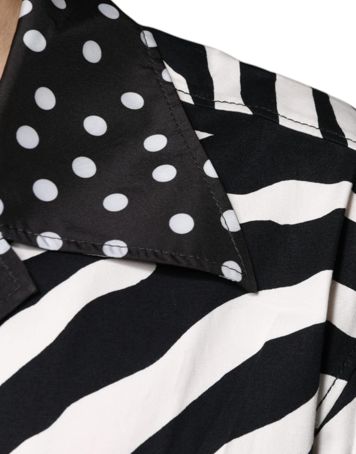 Dolce &amp; Gabbana – Oversize-Hemd mit Zebra-Knopfleiste in Schwarz und Weiß