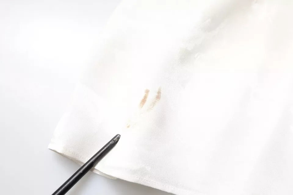 Dolce &amp; Gabbana – Weißes Hemdoberteil aus Seide mit Kragen und langen Ärmeln