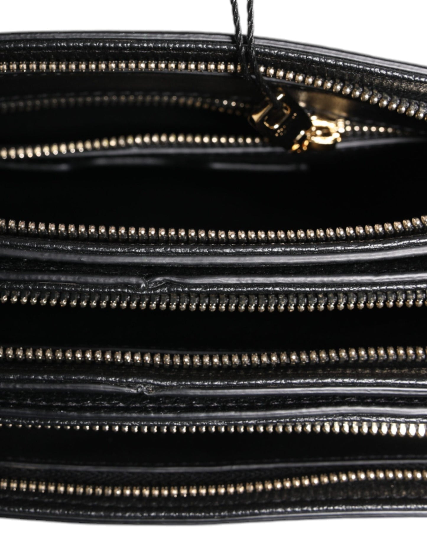 Dolce &amp; Gabbana – Clutch aus schwarzem genarbtem Leder mit Logo-Plakette