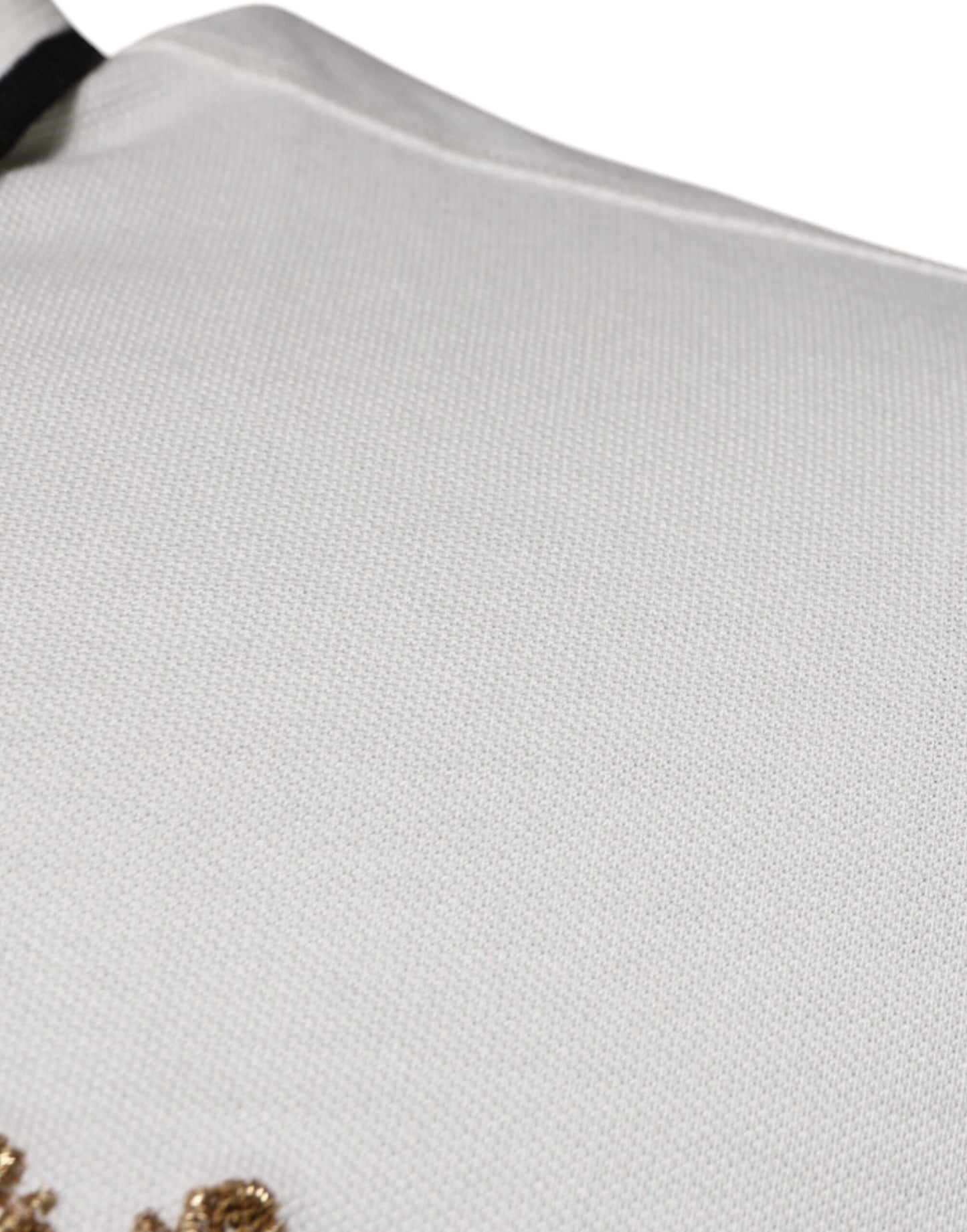 تيشيرت بولو قطني بياقة وأكمام من دولتشي آند غابانا باللون الأبيض الفاتح