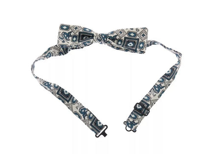 Dolce &amp; Gabbana – Geschenkbox-Set mit weiß-blauem Seidengürtel und Fliege