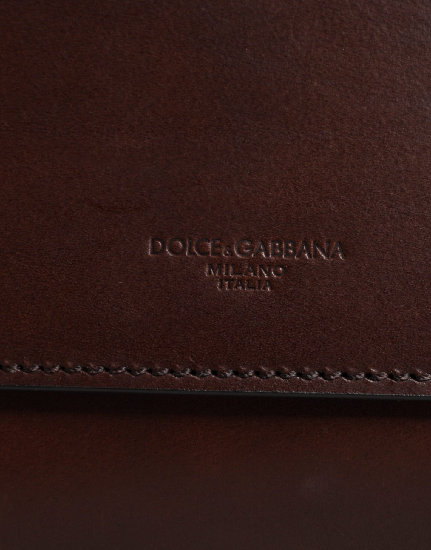 Dolce &amp; Gabbana – Umhängetasche aus braunem Leder mit Logoprägung