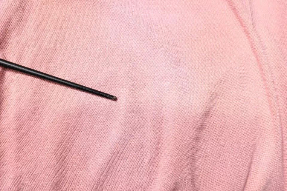 Dolce &amp; Gabbana – Kurzärmliges Poloshirt mit rosa Kronenkragen