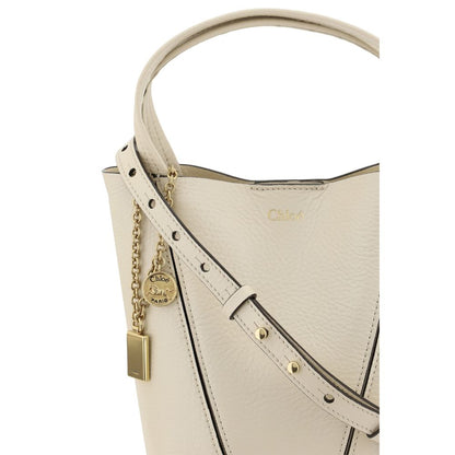 Chloé Schultertasche aus beigefarbenem Kalbsleder (Bos Taurus)