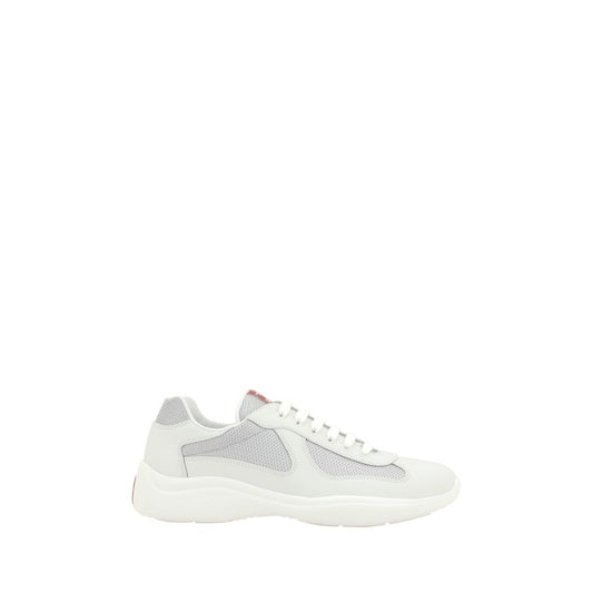 Prada Sneaker aus weißem Kalbsleder, Modell Bos Taurus, niedriger Schaft.