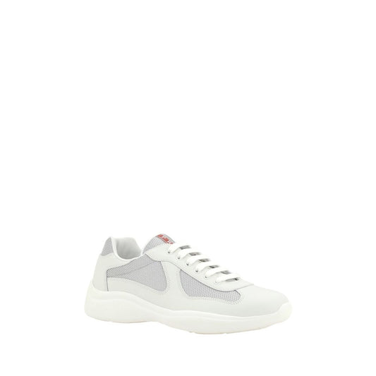 Prada Sneaker aus weißem Kalbsleder, Modell Bos Taurus, niedriger Schaft.