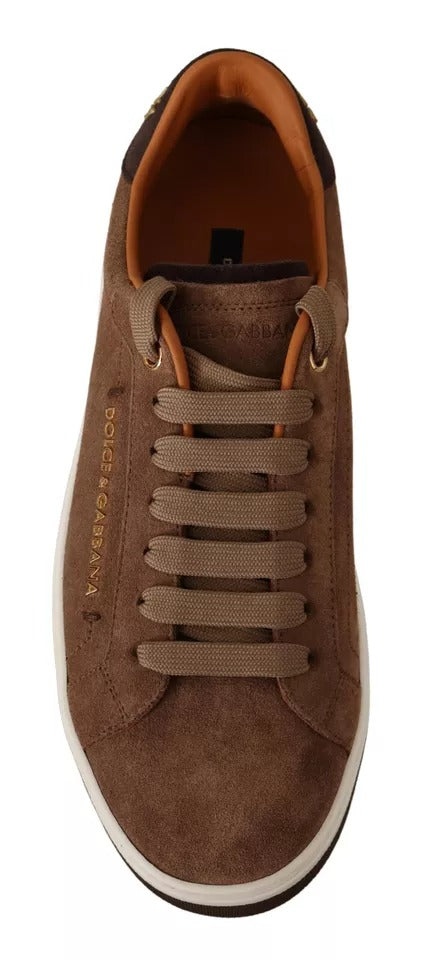 Dolce &amp; Gabbana – Niedrige Sneakers aus Wildleder in Braun mit Logo Herren Schuhe