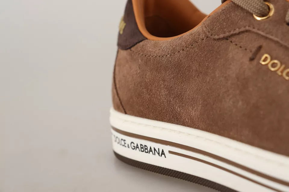 Dolce &amp; Gabbana – Niedrige Sneakers aus Wildleder in Braun mit Logo Herren Schuhe