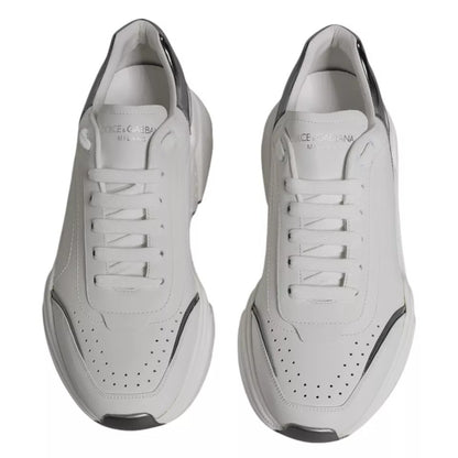Dolce &amp; Gabbana DAYMASTER Sneakers aus Leder in Weiß und Silber Herren Schuhe