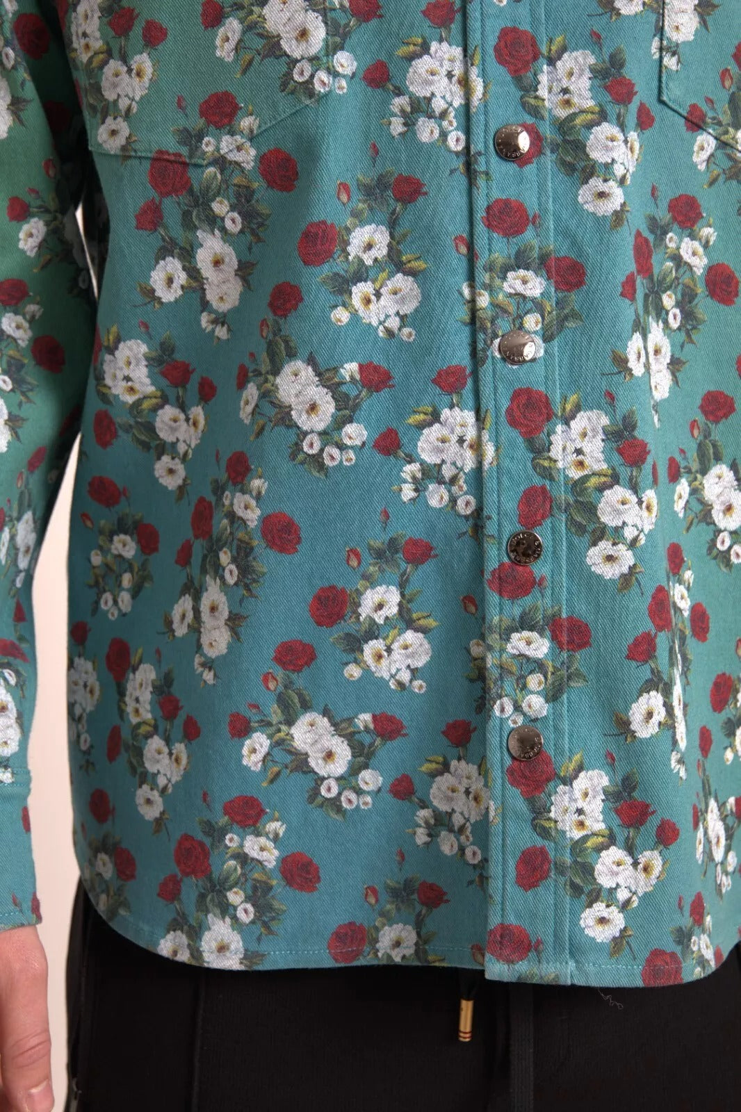 Dolce &amp; Gabbana – Blaues Jeanshemd aus Baumwolle mit Knopfleiste und Blumenmuster