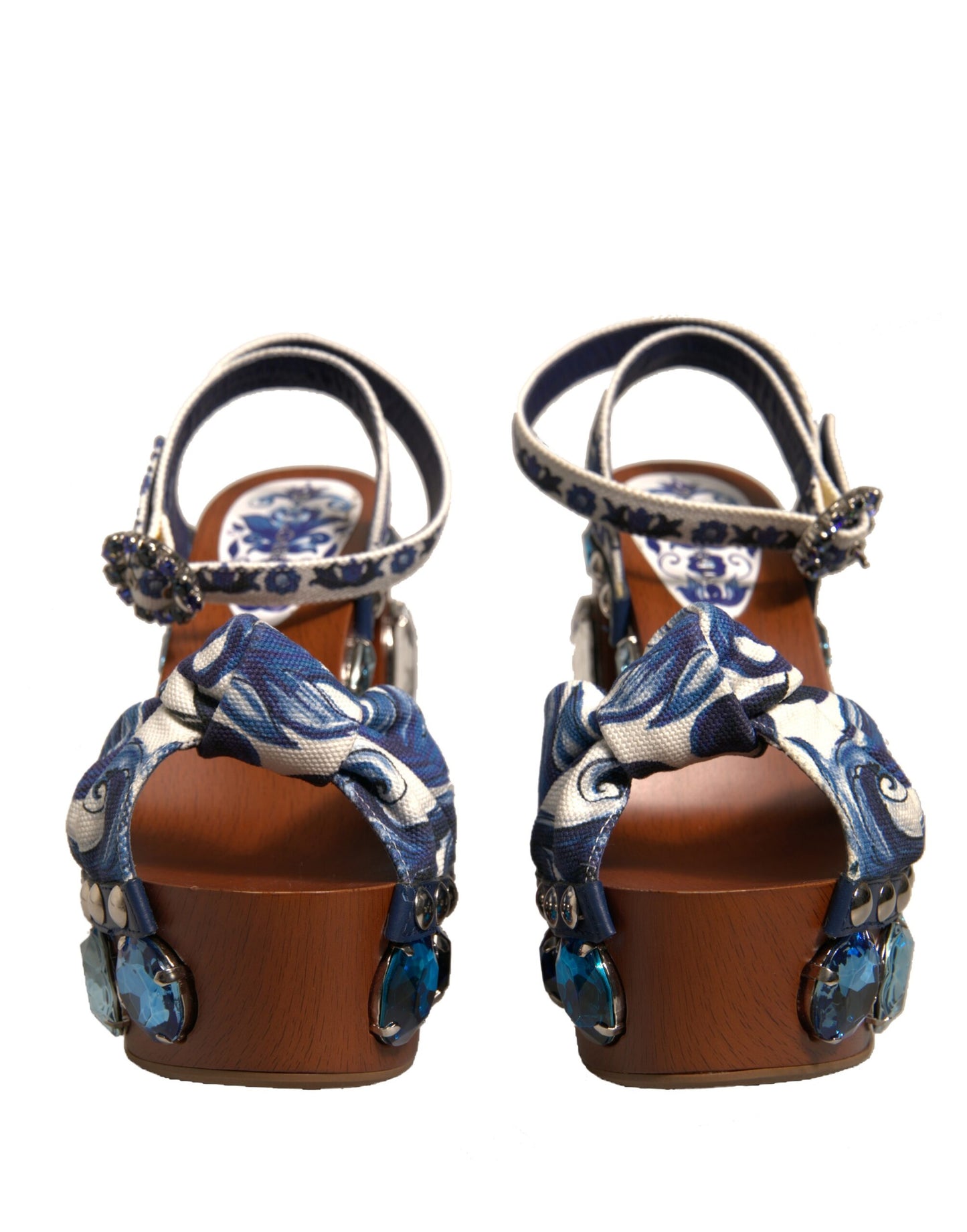 صندل دولتشي آند غابانا متعدد الألوان مزين بالماجوليكا بكعب إسفيني