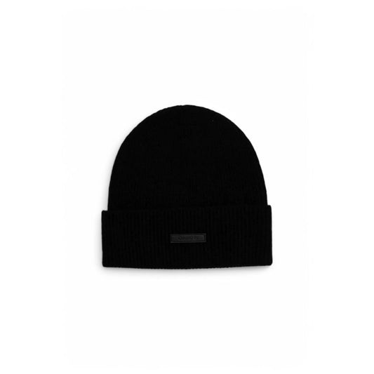 Calvin Klein – Schwarze Kaschmir-Baseballmütze