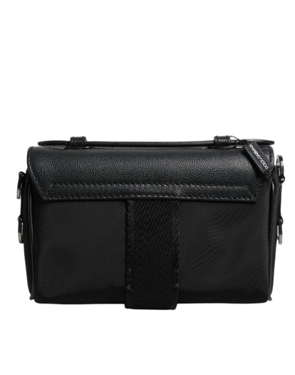 Dolce &amp; Gabbana – Schwarze Umhängetasche aus Leder mit Logo-Schild und Schnalle