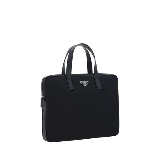 Prada Schwarze Schultertasche aus Polyamid