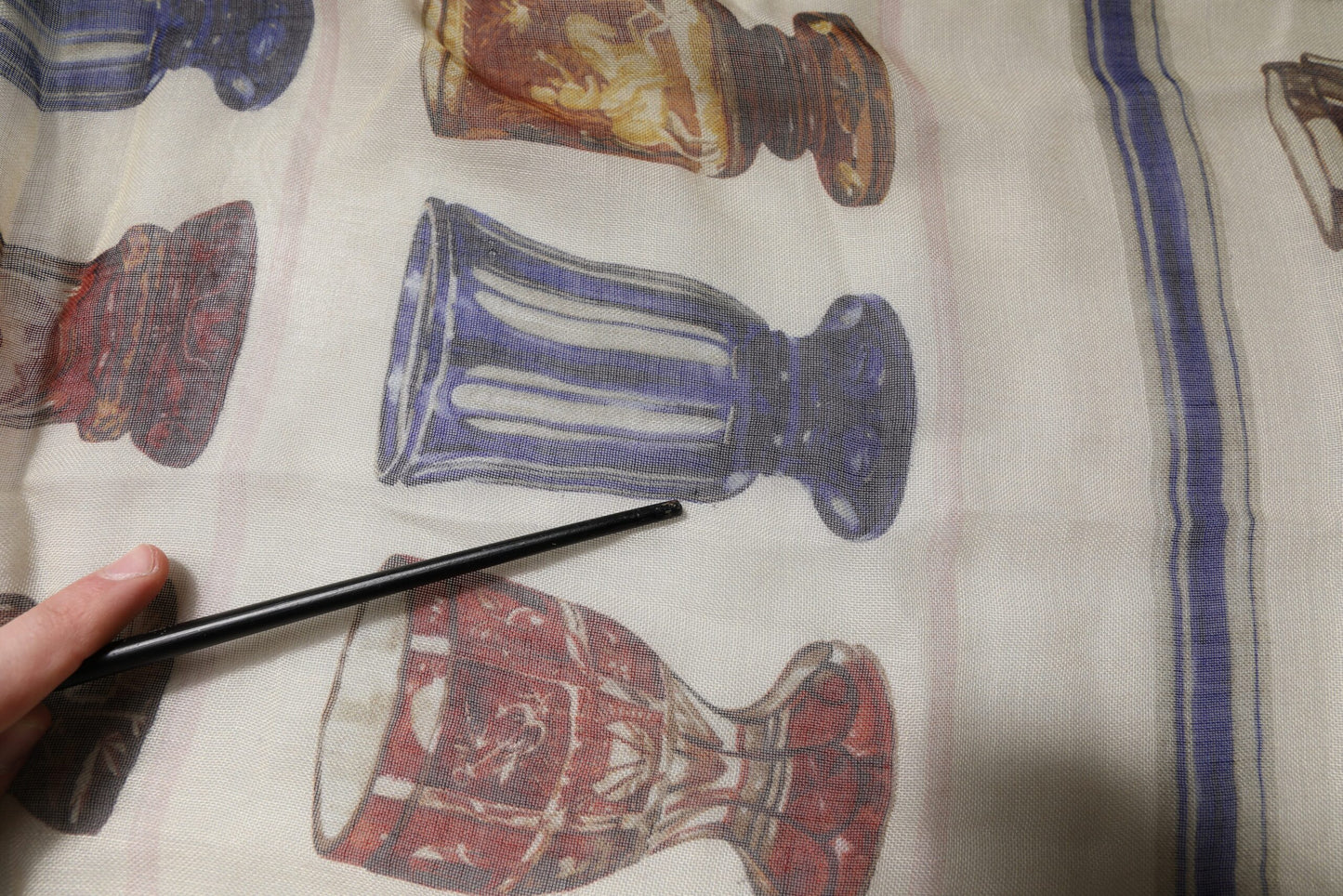 Dolce &amp; Gabbana Mehrfarbiger Foulard-Schal aus Glaskaschmir