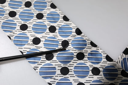 Dolce &amp; Gabbana – Schmaler Seidenschal mit weißen und blauen Punkten