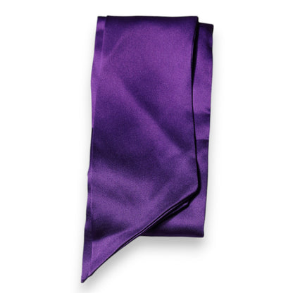 Dolce &amp; Gabbana – Violetter Foulard-Schal aus Satinseide mit schmalem Halsausschnitt