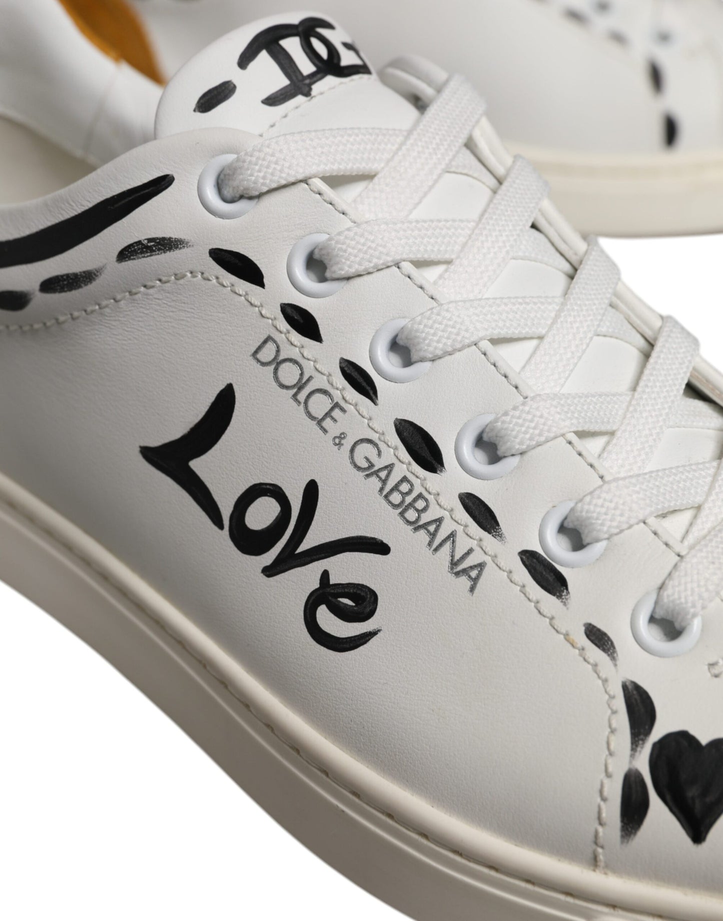Dolce &amp; Gabbana Weiße Wildleder Low Top Sneakers Schuhe