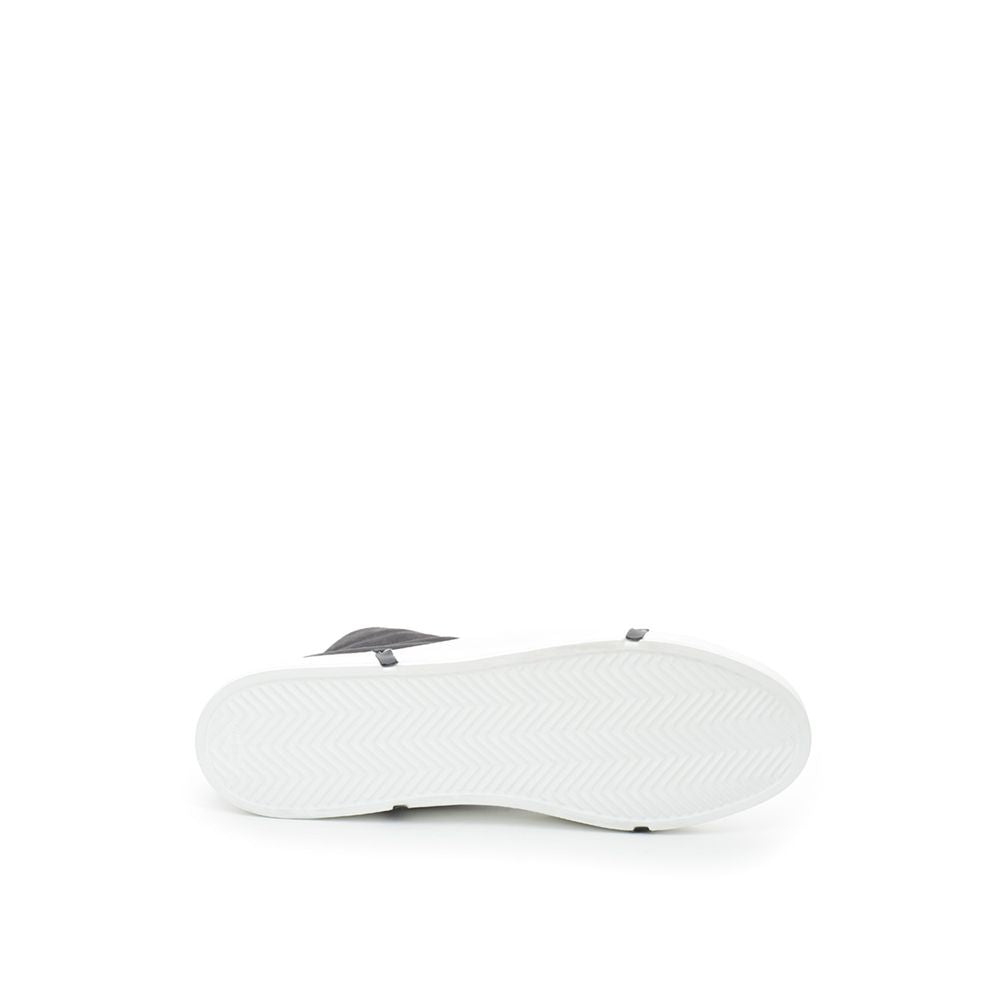 Roberto Cavalli Elegante Wildleder-Sneaker in schickem Schwarz