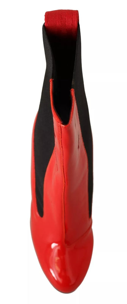 GCDS Stiefeletten aus rotem Leder und schwarzem Stoff mit Logoabsatz