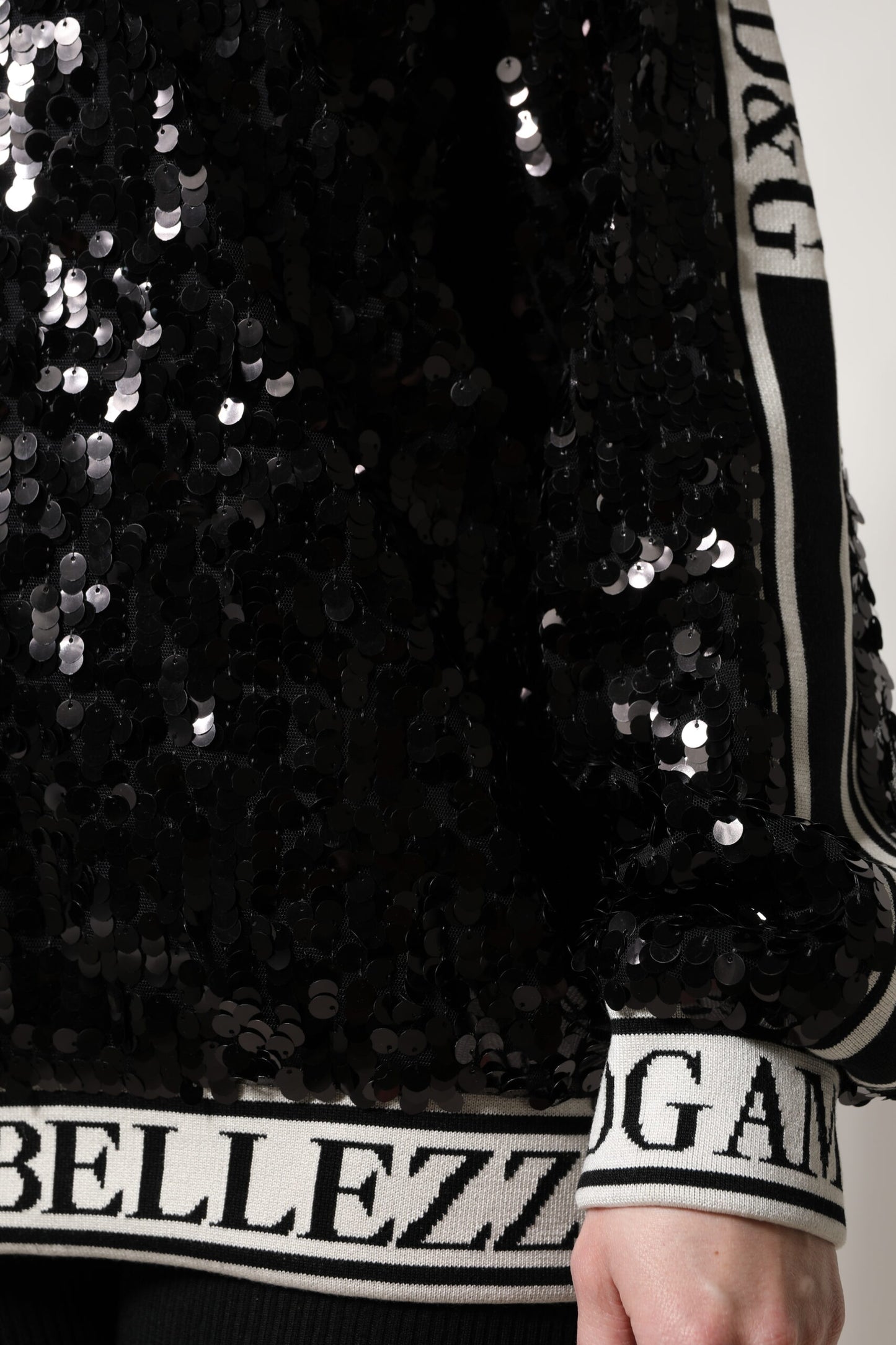 Dolce &amp; Gabbana – Schwarzer Pullover mit Pailletten „DG Queen“