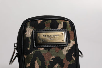 Dolce &amp; Gabbana – Mehrfarbige Umhängetasche aus Jacquard mit Leopardenmuster und Logo-Schild