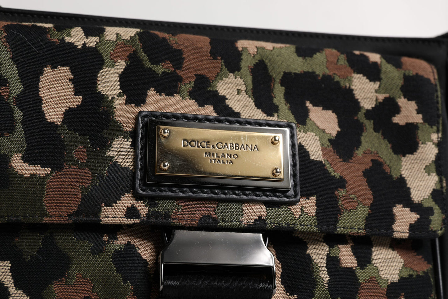 Dolce &amp; Gabbana – Mehrfarbige Umhängetasche aus Jacquard mit Leopardenmuster