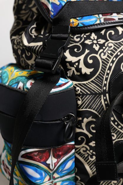 Dolce &amp; Gabbana Rucksack aus Nylon mit mehrfarbigem Maiolika-Print