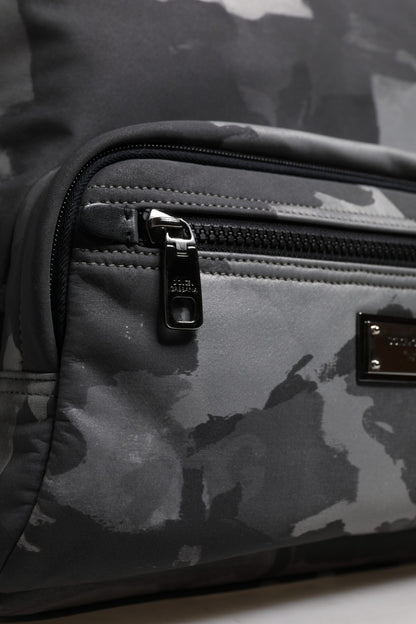 Dolce &amp; Gabbana Rucksacktasche aus grauer Baumwolle mit Camouflage-Logo
