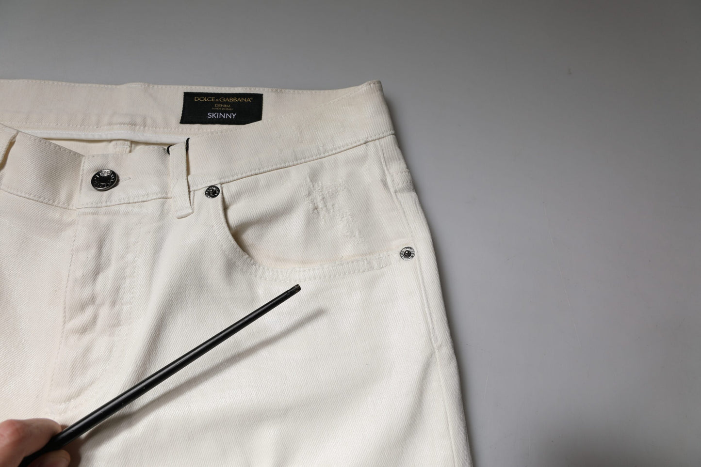 Dolce &amp; Gabbana Skinny-Jeans aus Baumwollstretch in Off-White