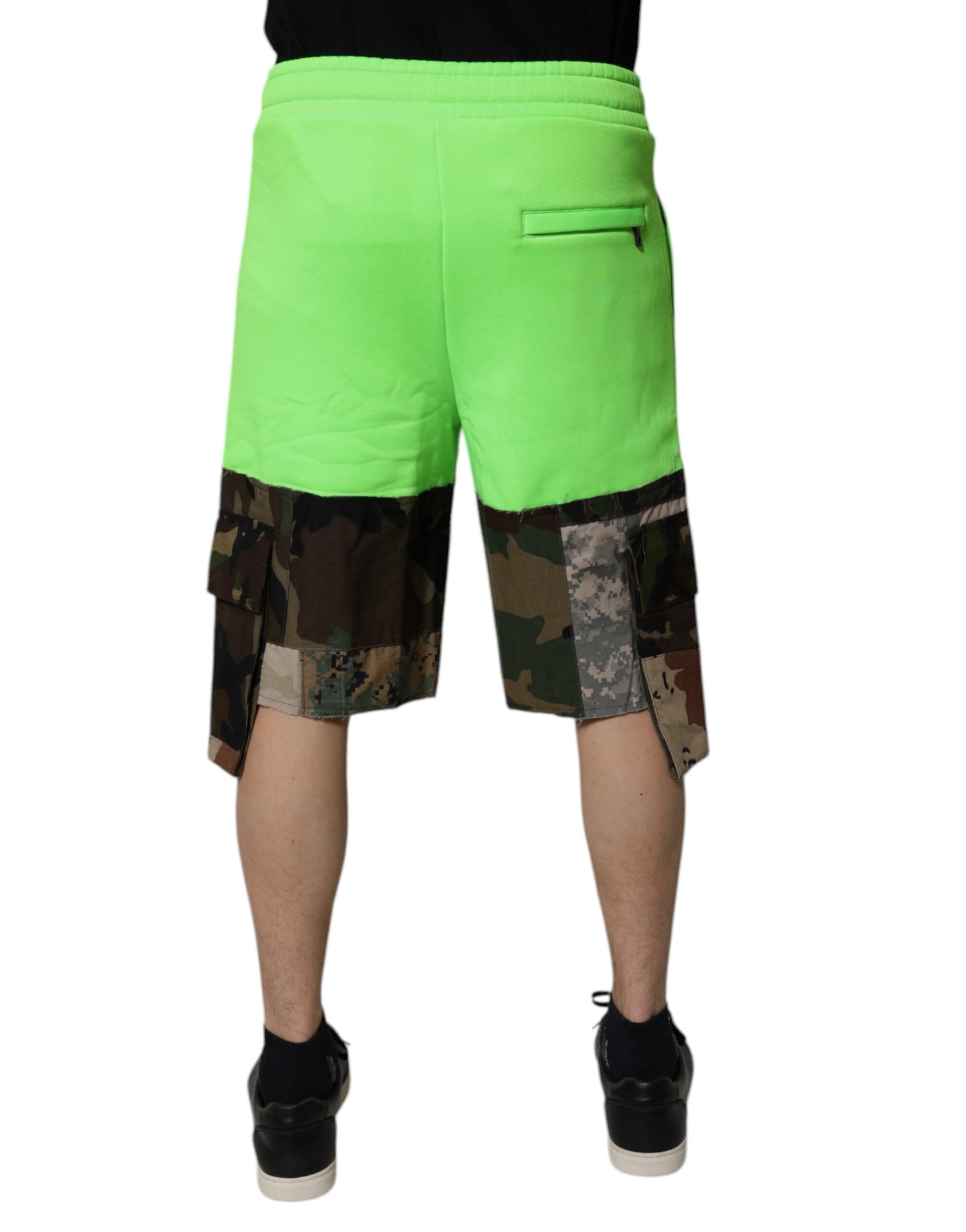 Dolce &amp; Gabbana Grüne Patchwork-Camouflage-Cargo-Shorts für Herren