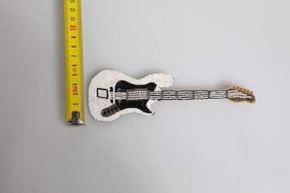 Dolce &amp; Gabbana – Gitarren-Brosche mit Logo und Perlen aus goldenem Messing