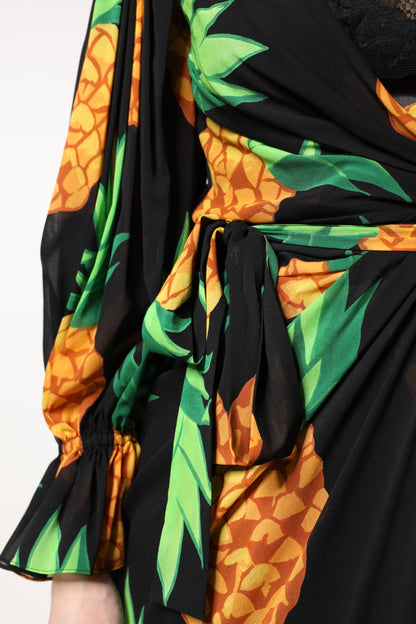 Dolce &amp; Gabbana Schwarzes Wickelkleid aus Seide mit Ananas-Drapierung