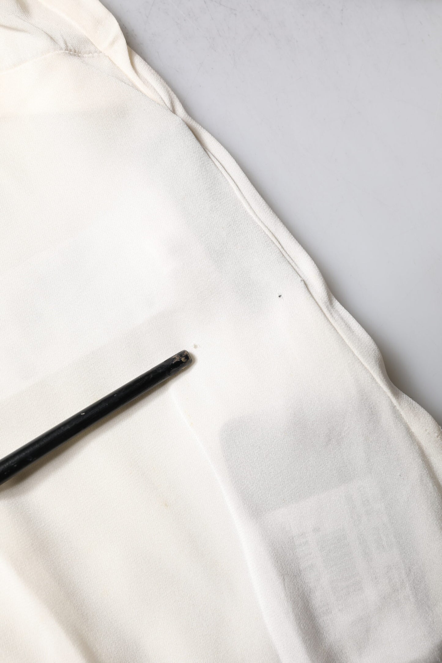 Dolce &amp; Gabbana – Cremefarbenes Blusenoberteil mit Blumenspitze und langen Ärmeln