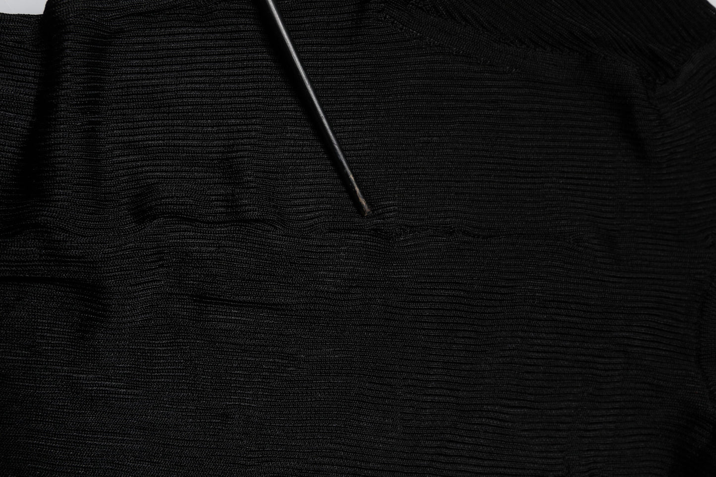 Dolce &amp; Gabbana – Schwarzes, schmales Strickoberteil mit Rollkragen und langen Ärmeln