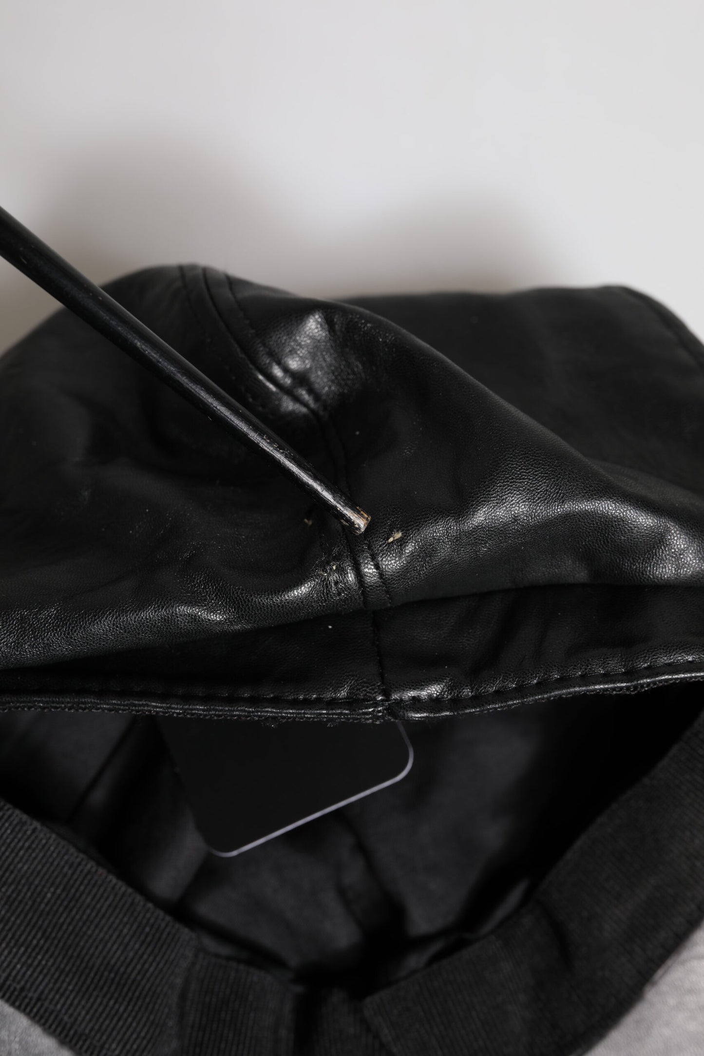 Dolce &amp; Gabbana Schwarzer Zeitungsjungen-Capello-Cabbie-Hut aus Kalbsleder