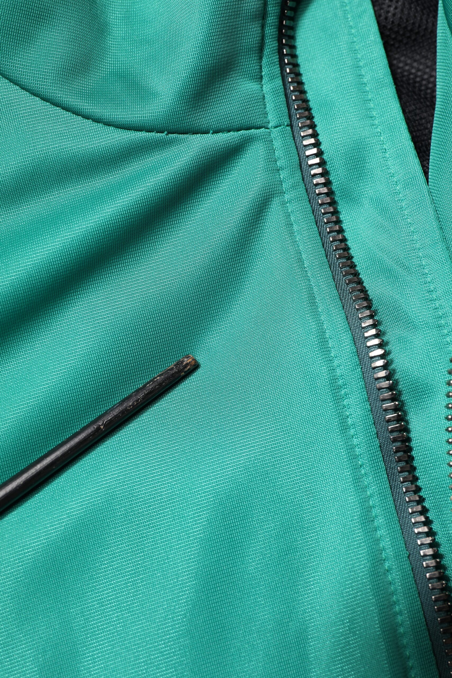 Dolce &amp; Gabbana, mehrfarbige Windjacke mit durchgehendem Reißverschluss