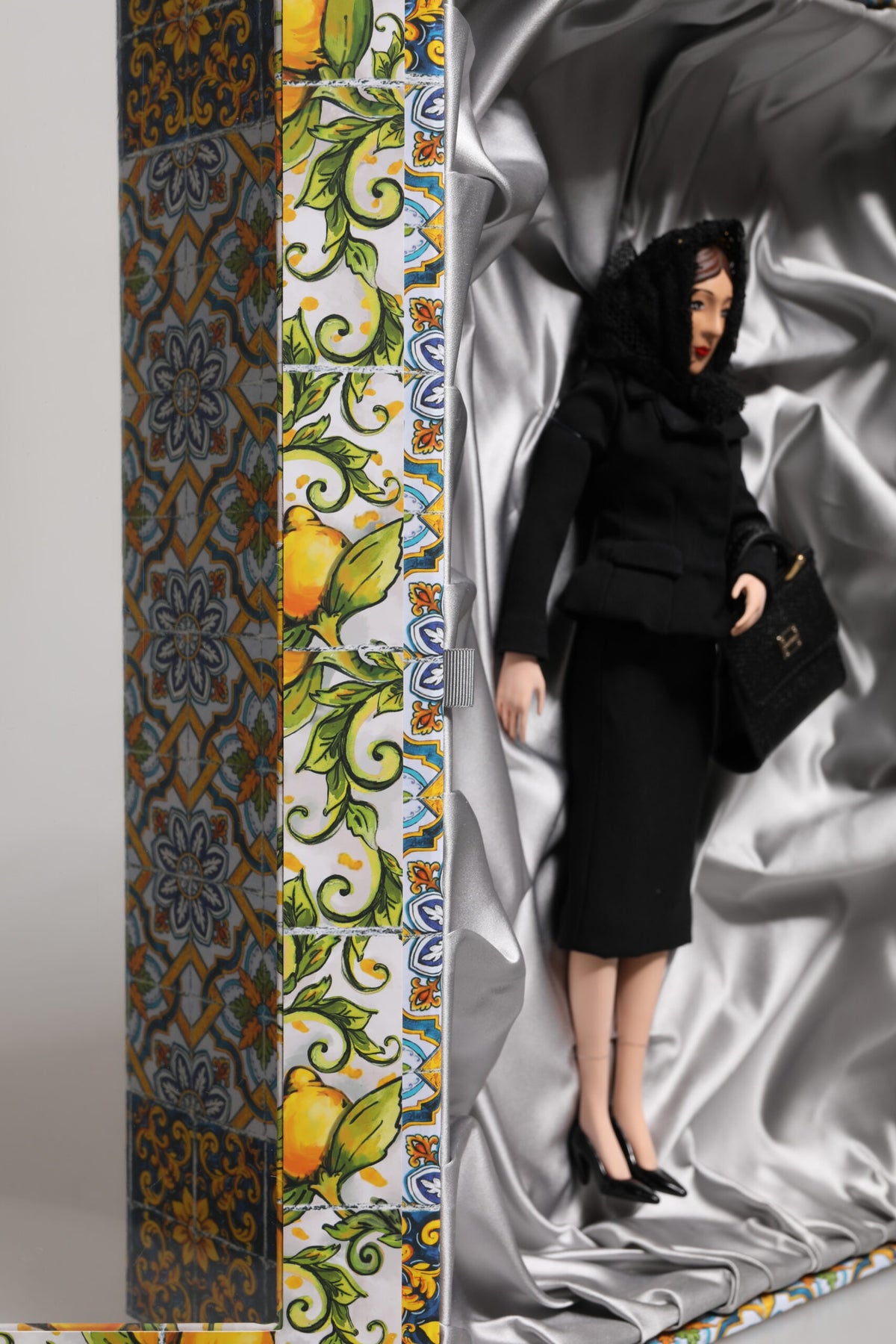 Dolce &amp; Gabbana Schwarzes Kleid Keramik Porzellan Mode Leder Sicily Dolls